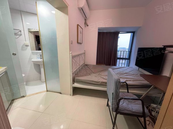 深圳福田华强南桐林城市广场桐林公寓精装大单房,高楼层,朝南向,装修