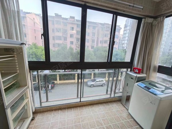 【多图】蓝庭国际(一期),蠡湖租房,新体,蠡溪公园,大润发附近!