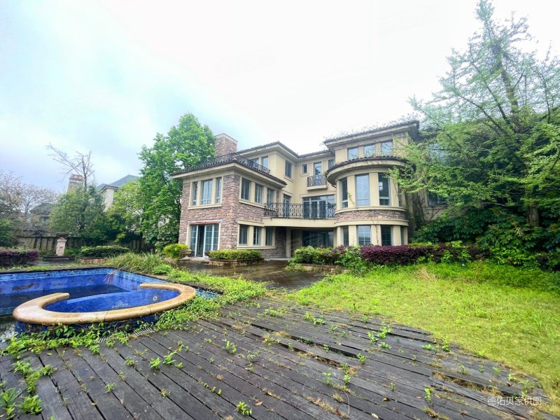 绿城桃源小镇桃源里