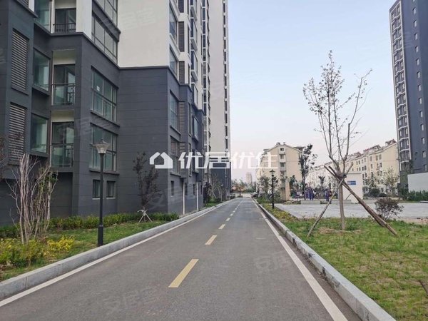 青岛莱西水集香格丽都装修嘎嘎新 北京路上1楼精装两室出租 有钥匙