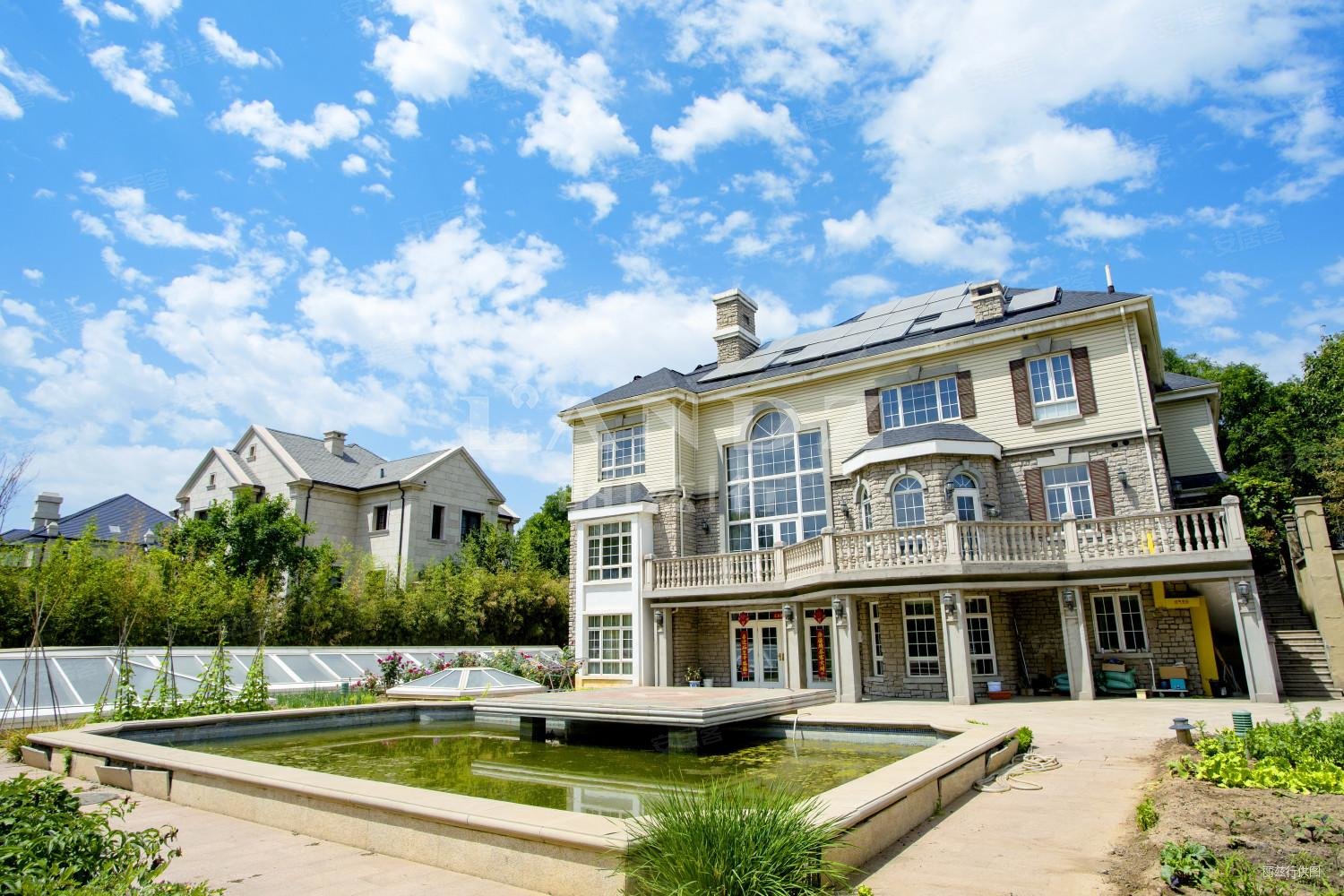 奥北别墅区必看壹号庄园天然水系千平大花园私家泳池大面宽