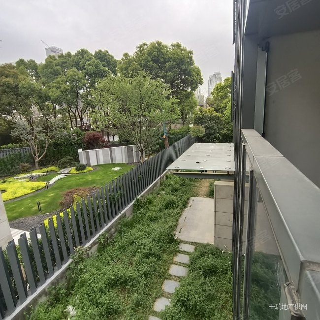 保利别墅地上2层地下2层 近一亩花园 大露台 企业总部 ,保利one56二手