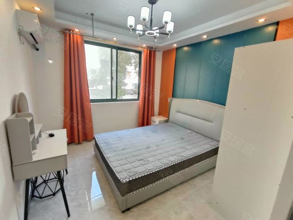 昆山张浦张浦恒源广场茶风街,镇政府对面,精装单身公寓 配套齐全拎包