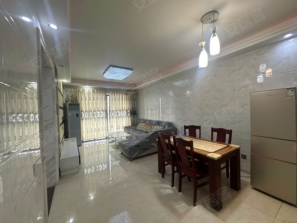 【多图】园洲花园,园洲租房,园洲花园两房出租一米八大床高楼层瓷砖到