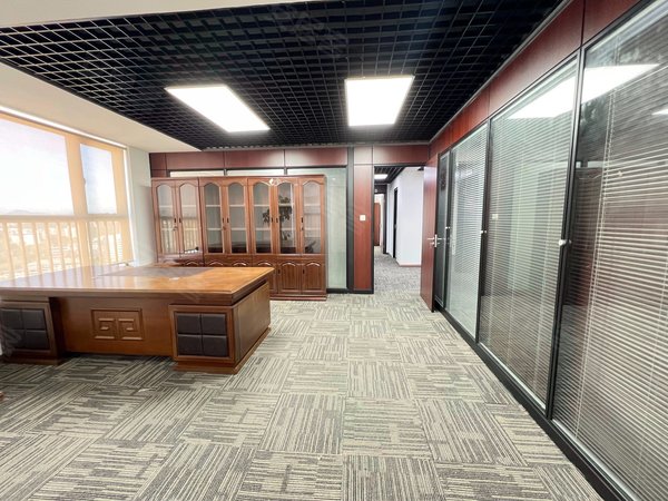 萝岗万达广场soho公寓科学城苏元地铁口萝岗万达广场 220方办公室出租