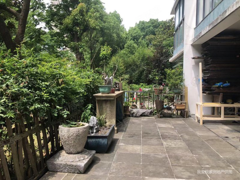 石路 宝石御景园 一楼带三开间大院子  3房2厅2卫