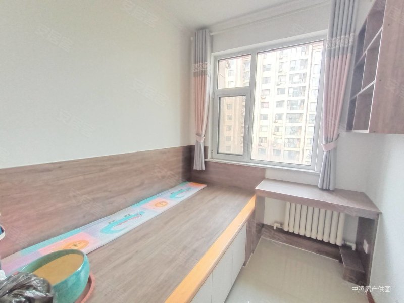 急售朝阳公馆带附房精装微住套三好楼层全明通透户型