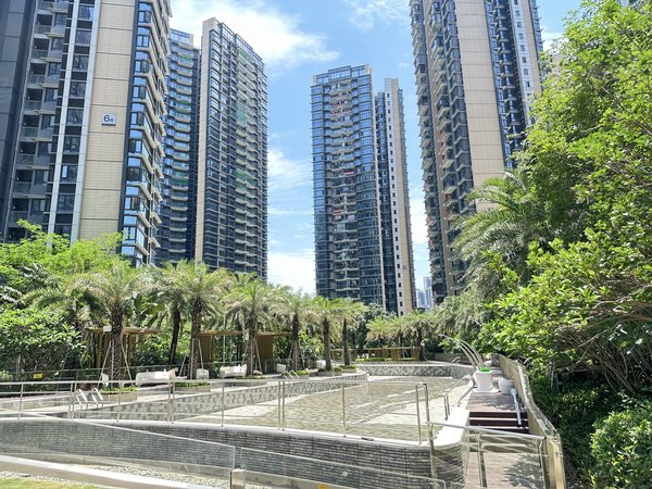 高档大小区,三条地铁口,星河商业圈,豪华装修三房,龙岗租房-深圳58