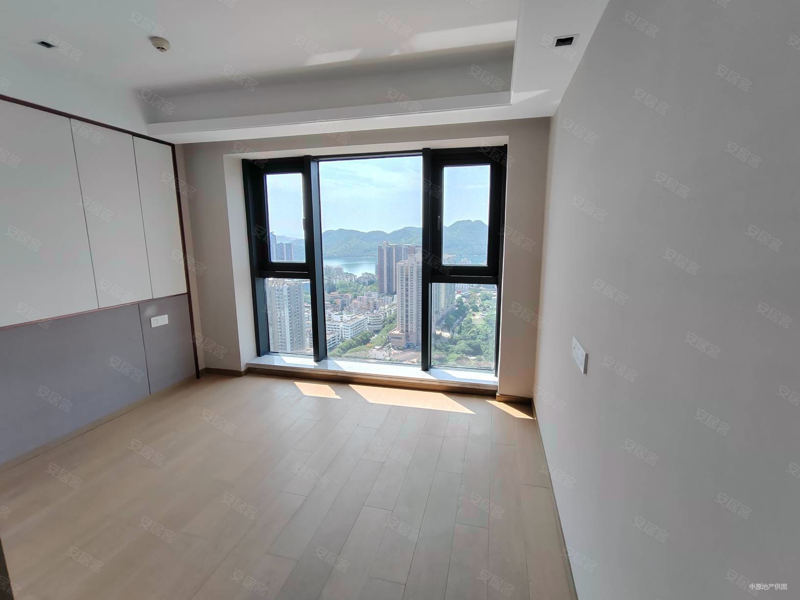 (阳台看山海景)口岸蓝郡公馆,非常宜居 一手新房   即住