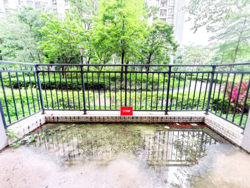 尚城花园114平3房2厅出售单价7字头