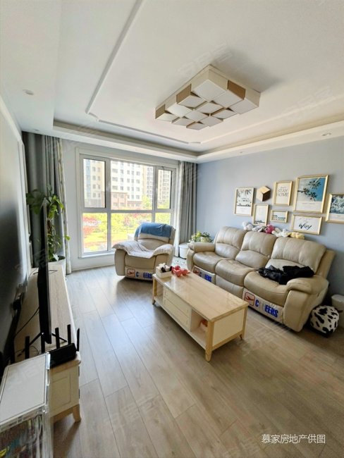 三小六中 采光好 中央空调20多万新装修 套三元宝户型,蓝岸郡景二手房