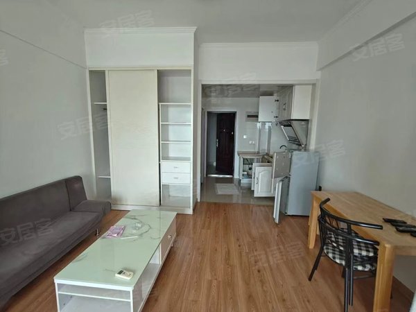 橙果公寓1室空间布局有致,和谐有序,清新空气自由穿行