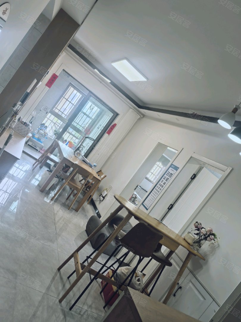 求实领势学府 2室2厅1卫