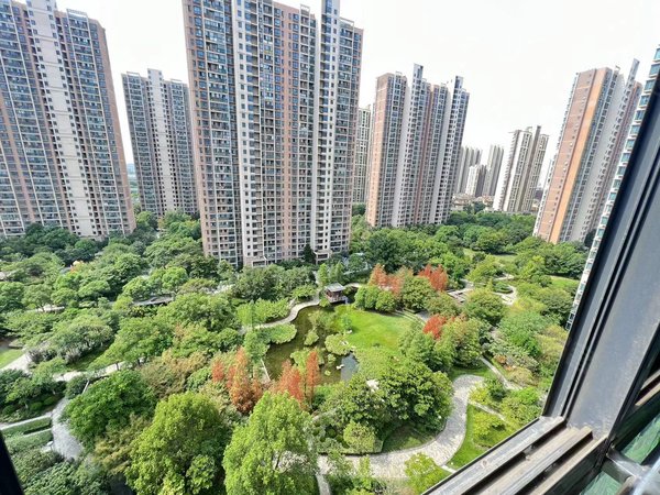 无锡锡山东亭品源玺悦珑庭(首)次出租 中央空调地暖 车位充足 房子