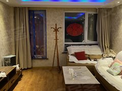 丹东振兴新城区绿城紫金园的好房出租了，在园区中心位置，可以拎包入住出租房源真实图片