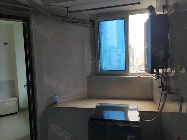 租房,东门中兴路东门168精装修全齐一房一厅出租看房方便晒布地铁站