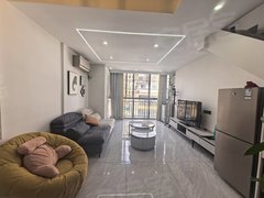 百色右江恒基广场南大荼博城楼复式楼出租.房子装修的很好，很干净，可拎包入住出租房源真实图片