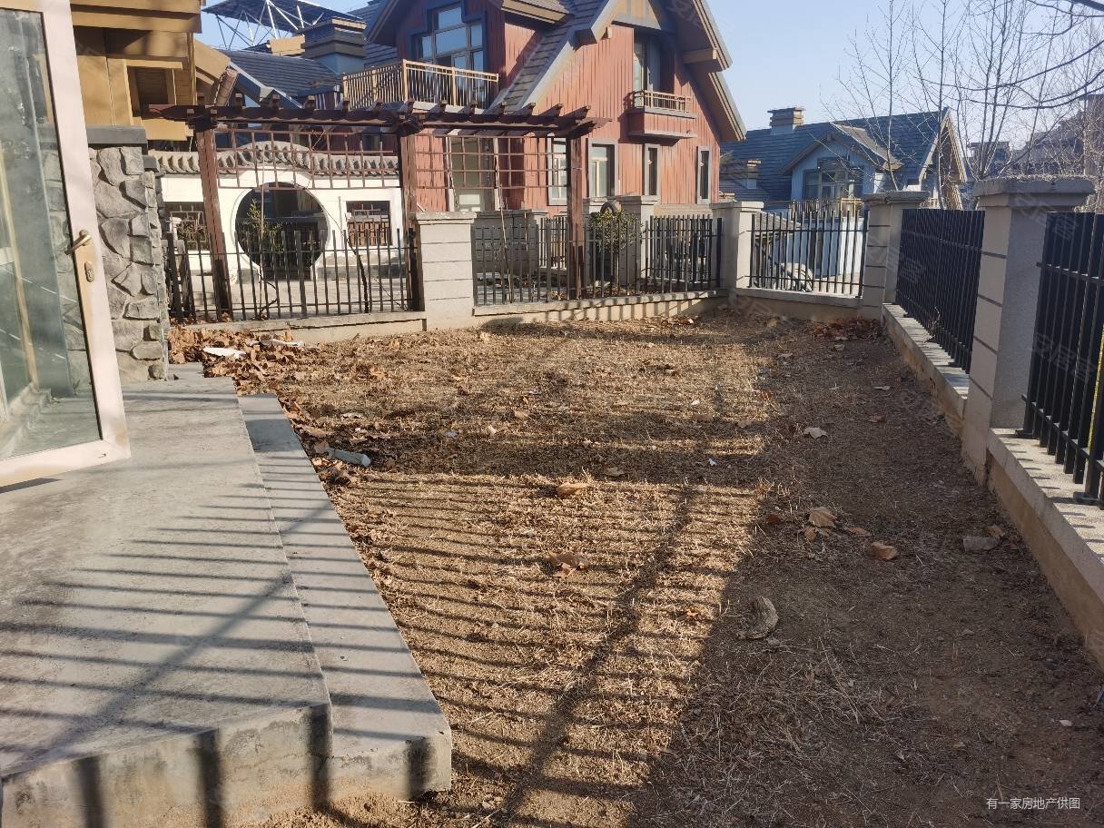 万科青岛小镇二期岚山别墅