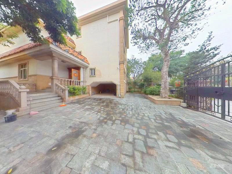 南向采光好,亨泰山庄(别墅)二手房,1500万,6室2厅,5卫,282平米-珠海