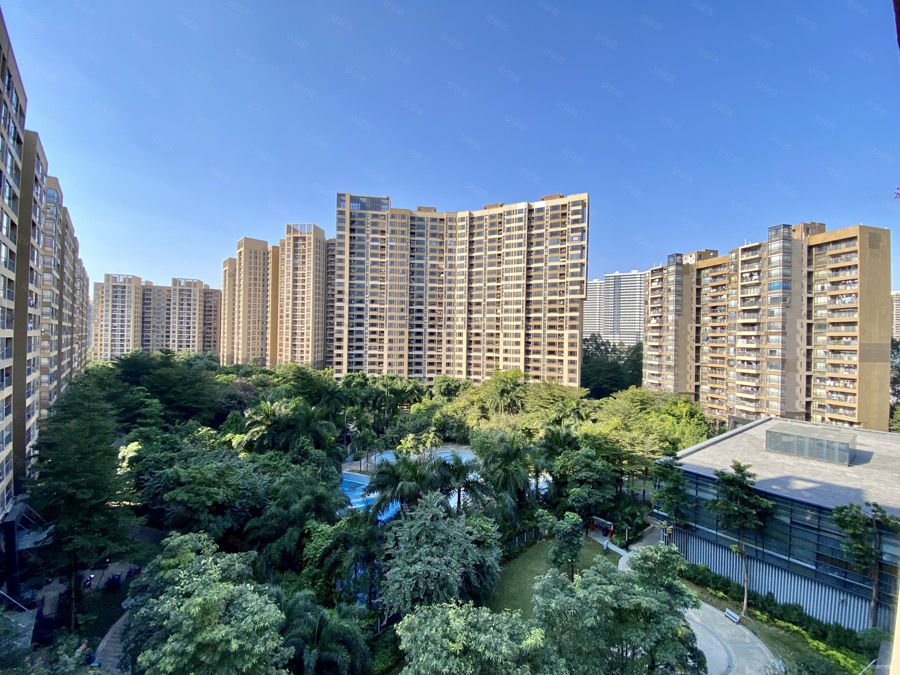 万科金域蓝湾4室2厅2卫100.09㎡南278万