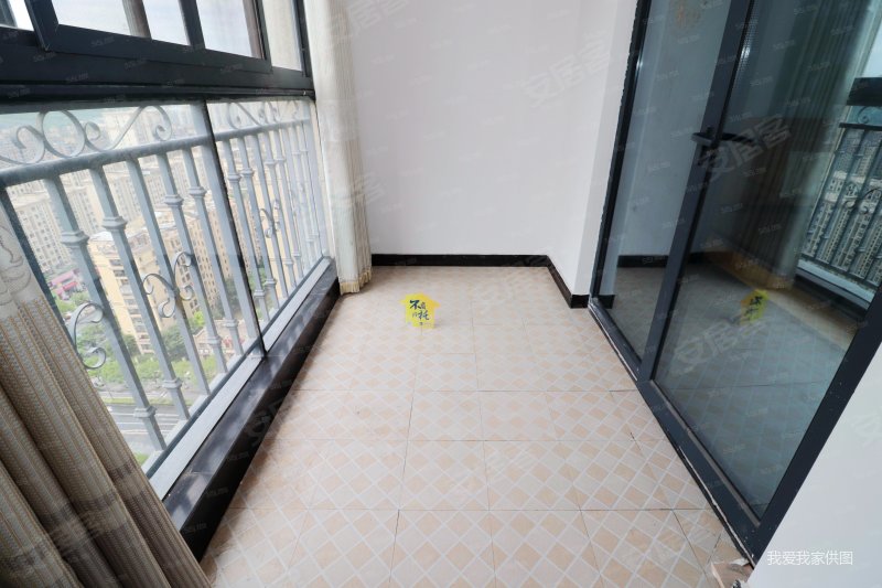 诚心出售 带装修 采光佳 视野好,金帝海珀雅苑二手房,210万,3室2厅,2