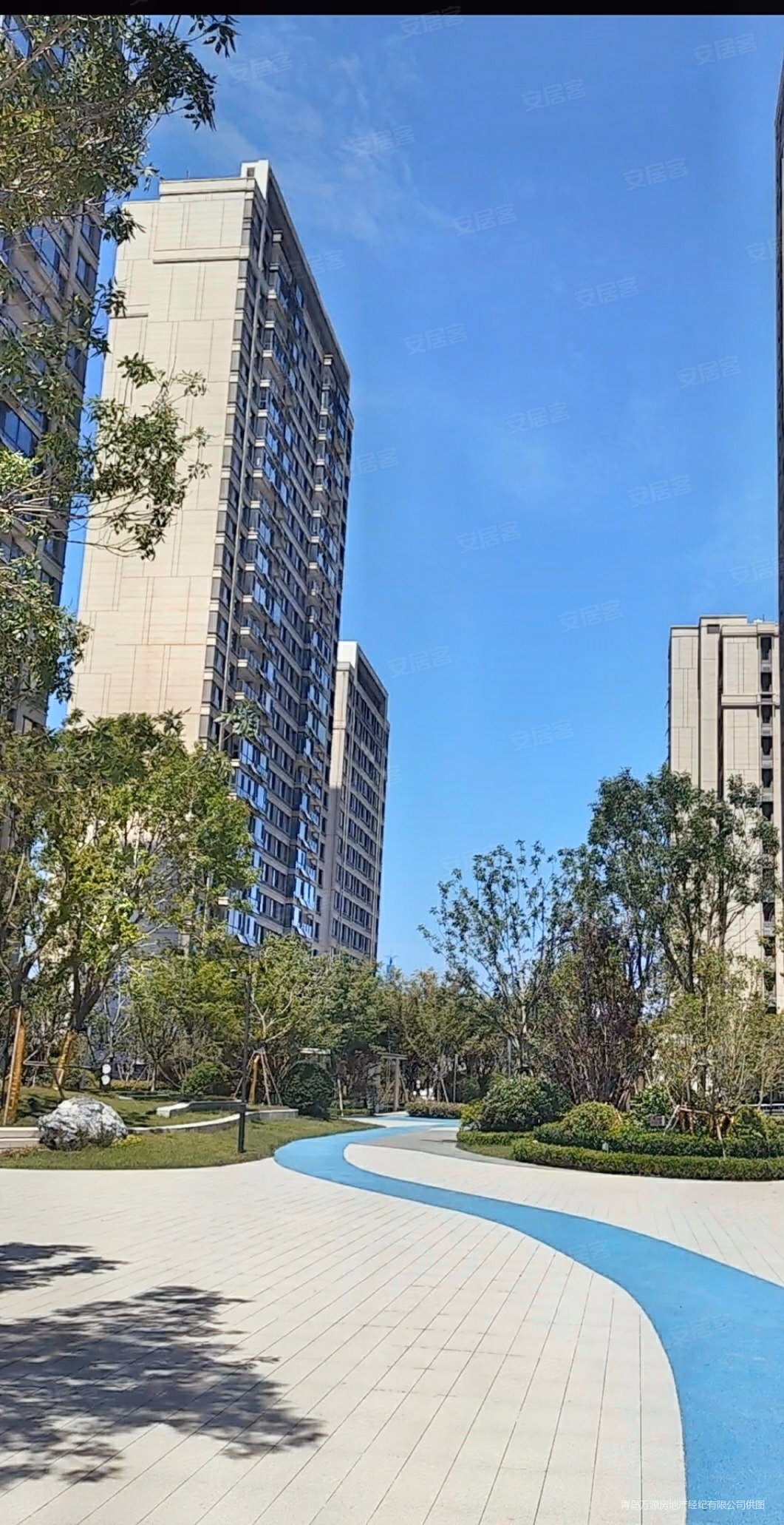 铂悦灵犀湾3室2厅1卫109.38㎡南北133万