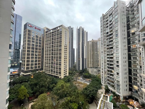 【多图】利雅湾,珠江新城中租房,珠江新城 利雅湾东南向全新装修四房