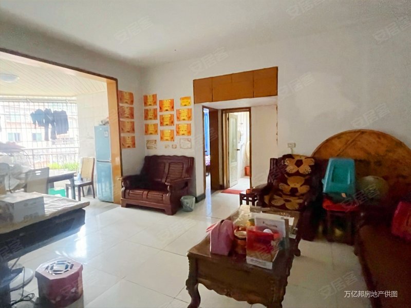 江津原装电梯三室 价格可谈 商品房满五 楼下免费停车,锦程花园二手房