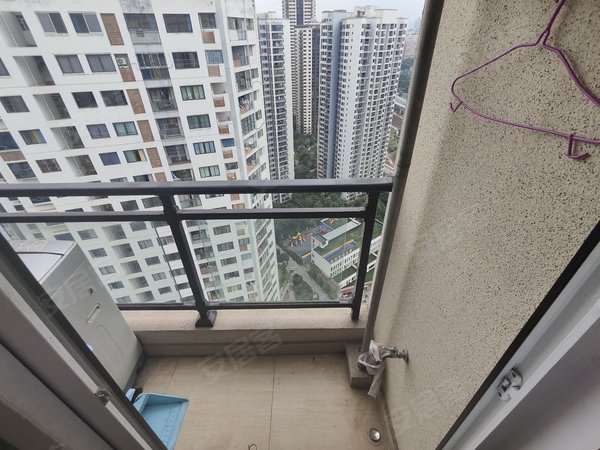 重庆沙坪坝磁器口碧桂园摩卡沙坪坝区 碧桂园摩卡 一房 1200元月出租