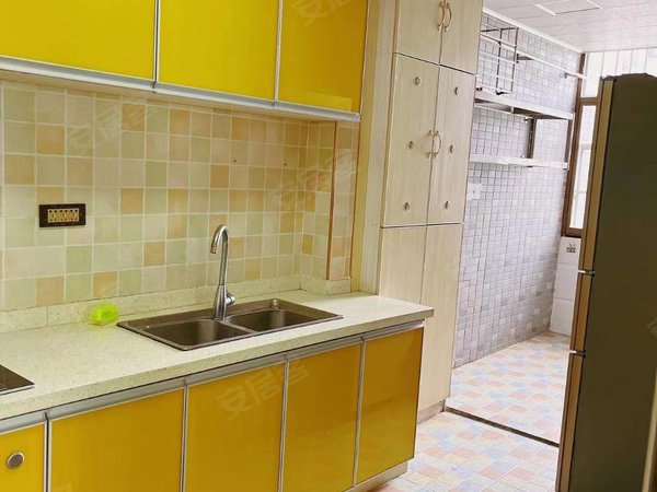 重庆大足大足城区金星佳苑新城吾悦广场汽博中心未来窗附近精装三室