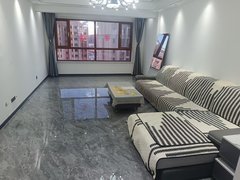 兴安盟乌兰浩特五一广场绿水蓝天精装电梯2室出租 家电齐全拎包入住半年起租出租房源真实图片