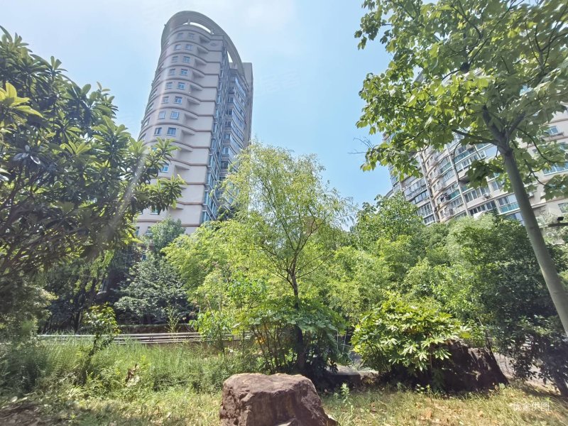 南京房产网>南京二手房>雨花台二手房>南站二手房>翠岛花城芳庭居>800