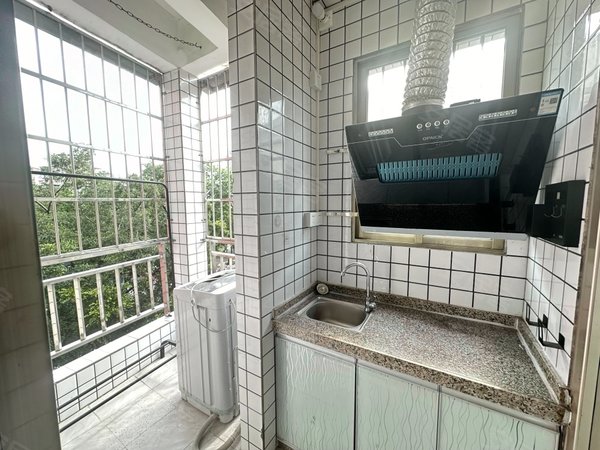 【多图】元岗村,天河客运站租房,天河客运站上元岗路边精装单间 视野