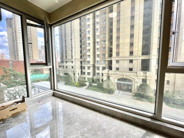 金地兰亭广场豪华三室无中介可月付近肿瘤医院西山区政府大观