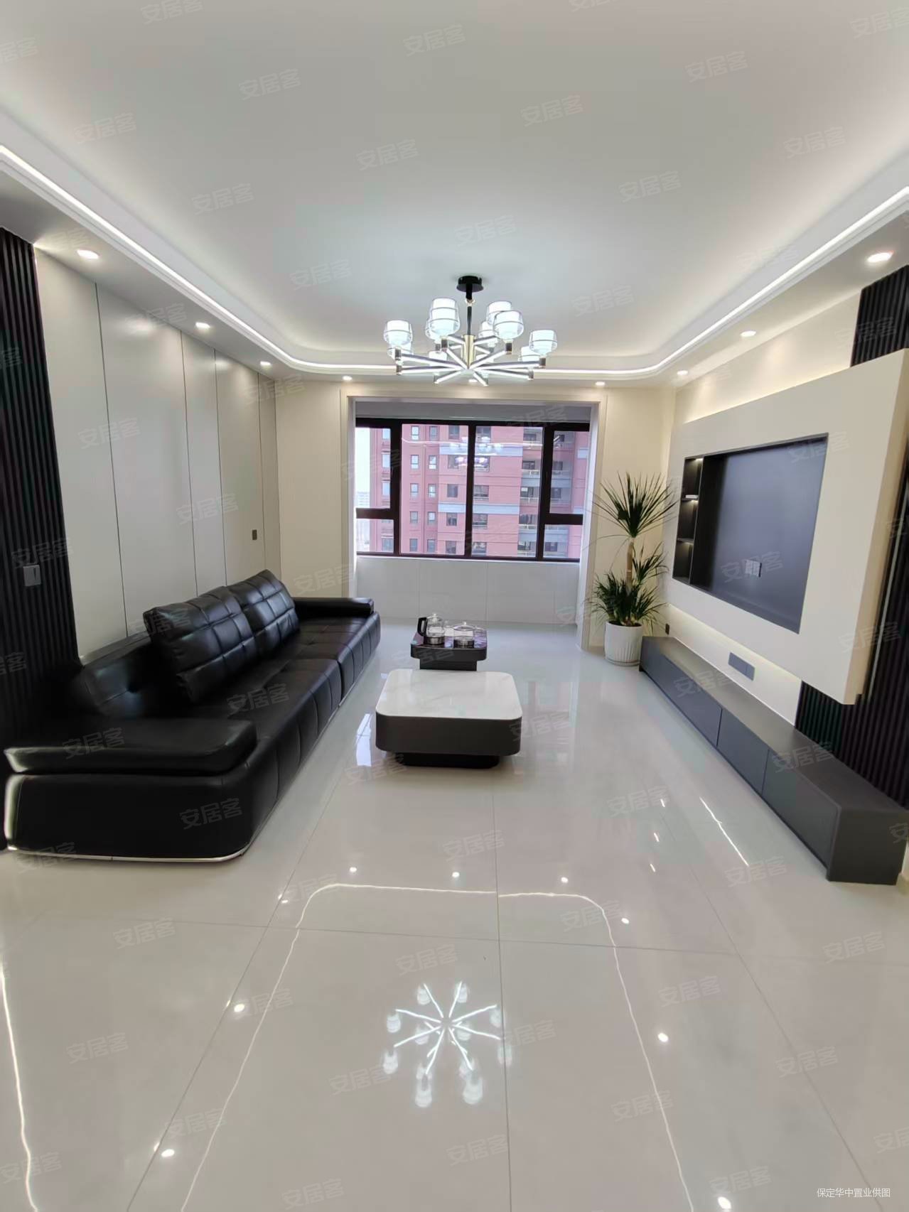 学苑新城3室2厅2卫123㎡南北95万