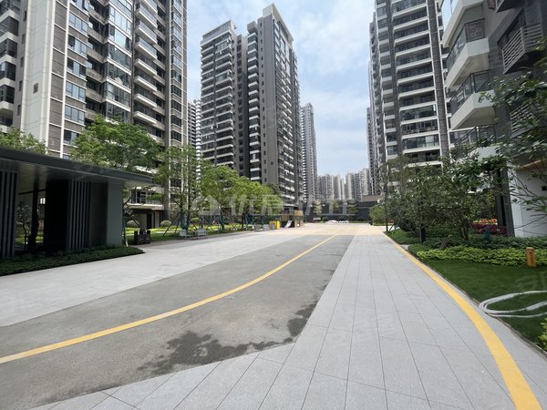 南宁青秀仙葫保利领秀广场东盟商圈 保利领秀广场 新两房 新配套 大