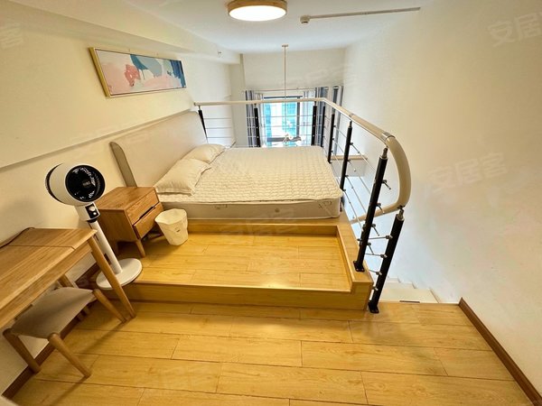 昆明西山前卫营润城第二大道润城二大道 含物业 loft公寓 全套 舒适