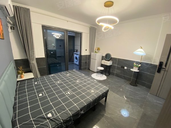 仙桃沙嘴沙嘴城区现代森林翡冷翠短租!月付!