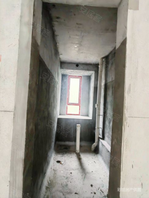 花园洋房 带前后大花园 带地下室 清水4房 环境优美,碧桂园(丰都)二手