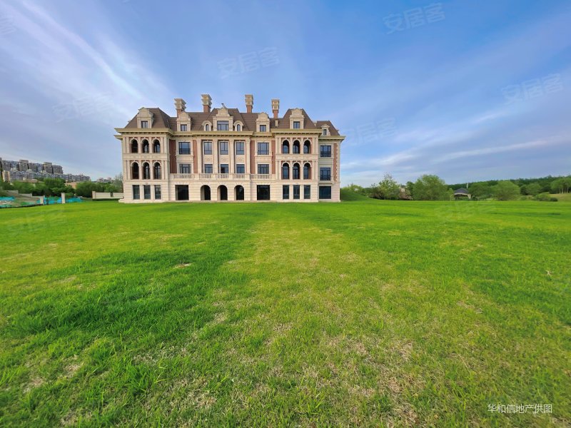 远洋lavie8室3厅8卫1050㎡南北8288万