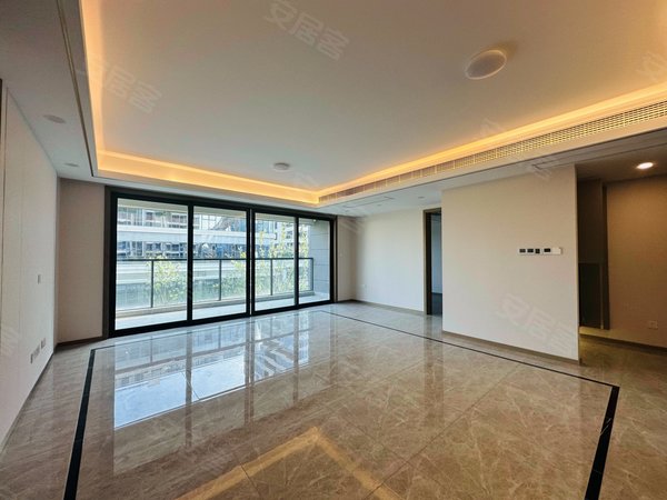 昆山玉山老城区德远峰荟德远峰荟 3室2厅3卫 配套齐全 精装修 南北