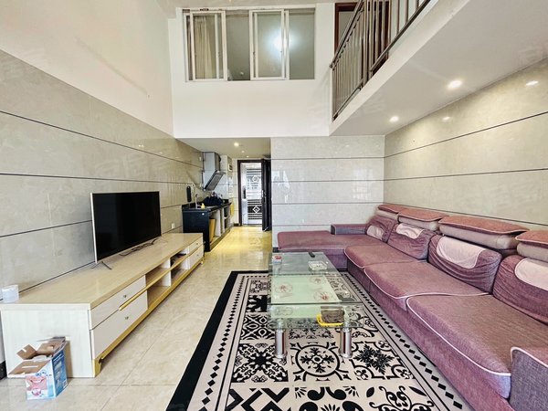 大石小区房 敏捷华美国际复式两房 景观好 民水电 可租外国人