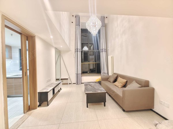 套二双卫精装loft 设施齐全 民用水电 恒大御澜国际出租房源真实图片