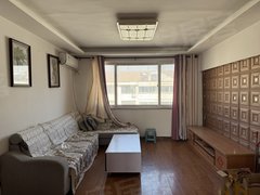 乳山银滩长江路价格面议城南机械园六楼起脊，精装修短住有燃气 空调 密码门出租房源真实图片