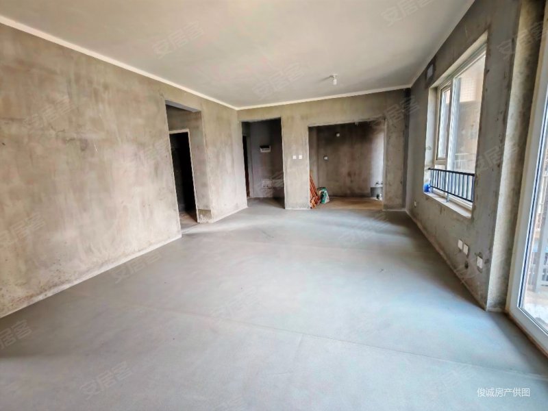 合能珍宝锦城南北通透出行方便双卫房龄新正规商品房