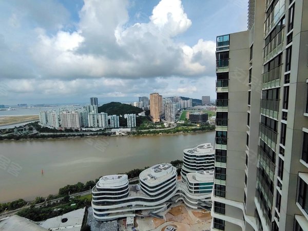 珠海横琴横琴口岸华发广场悦海湾横琴口岸 华发广场悦海湾 海景房