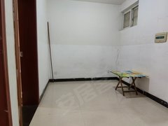 周口淮阳润德商场外国语旁二房1楼房子出租随时看房拎包入住好楼层。出租房源真实图片