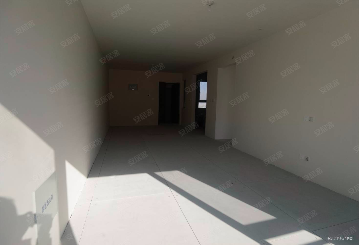 御景风荷3室2厅2卫133.64㎡南北119.8万