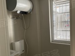 黄石阳新喜临门广场雅博花园旁外贸大厦 1室1厅1卫 精装修 50平 配套齐全出租房源真实图片