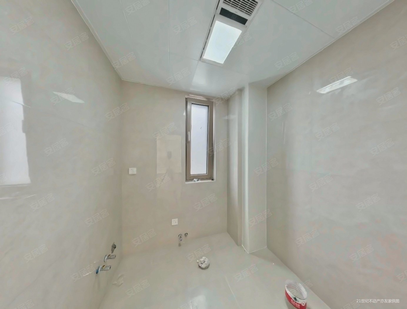 南海家园二里3室2厅2卫108.49㎡南北468万